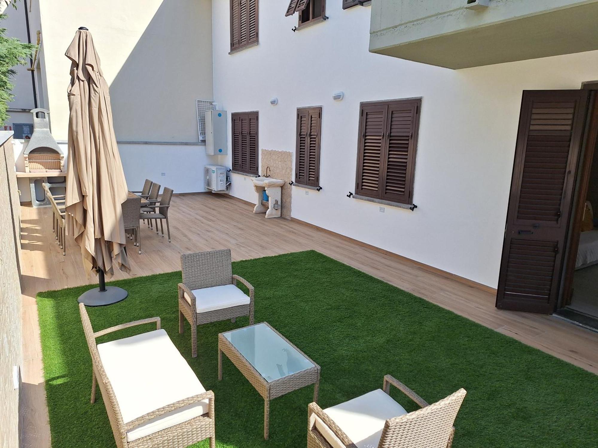 Dd House Family Holiday Apartment Чечина Экстерьер фото